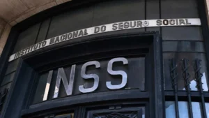 Crédito consignado do INSS tem alta de 30% em 2024 e bate R$ 103 bilhões