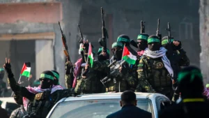 Hamas liberta 3 reféns israelenses em nova etapa de cessar-fogo