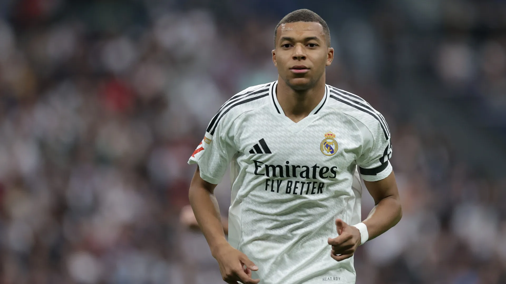 Mbappé marca, mas Real empata com Atlético e perde chance de disparar
