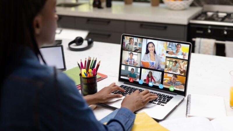 Aprendendo junto com o construtivismo social no eLearning