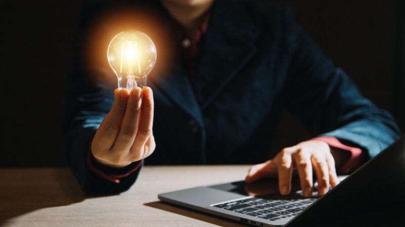Como tornar seus novos cursos online eficazes e envolventes