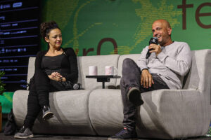 Feira do Livro debate a série 'Adolescência' e o ChatGPT - 19/06/2025 - Ilustrada