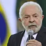 Impeachment de Lula é protocolado na Câmara.