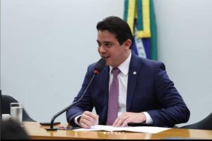 O deputado Júnior Mano (PSB-CE)