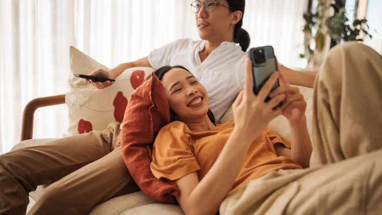Samsung ADS BOWS SOLUÇÃO DE AD para transformar os visualizadores de CTV em jogadores móveis