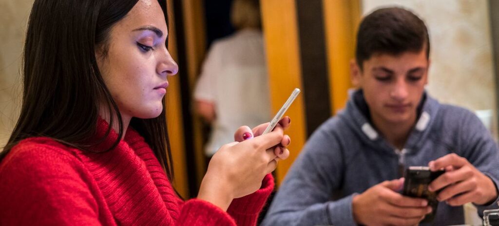 Estão em discussão diretrizes para regulamentação de plataformas digitais