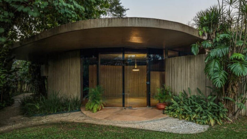 Um "mergulho" no universo de Niemeyer através da única casa projetada pelo arquiteto em São Paulo