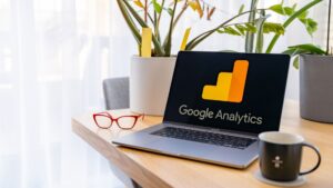 Como otimizar as viagens de usuário de SaaS B2B com GA4