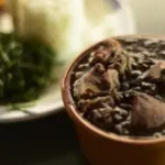 De cada dez pratos de feijoada servidos no Brasil, oito têm origem no Paraná, que lidera com folga a produção de feijão preto no país.