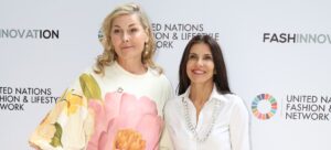 A chefe do Escritório de Parcerias da ONU, Lucie Brigham com a gerente-geral para a América Latina da Swarovski, Carla Assumpção, durante o evento