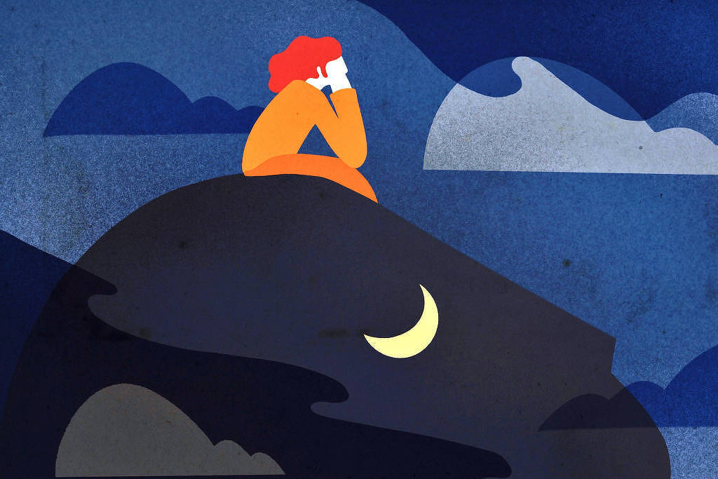A imagem apresenta uma ilustração estilizada de uma pessoa sentada em uma rocha, com um fundo noturno. A figura tem cabelo vermelho e veste uma roupa laranja, enquanto observa o céu. O céu é predominantemente azul escuro, com nuvens em diferentes tons de azul e uma lua crescente amarela visível. A rocha em que a pessoa está sentada é de cor escura, e a cena transmite uma sensação de contemplação e tranquilidade.