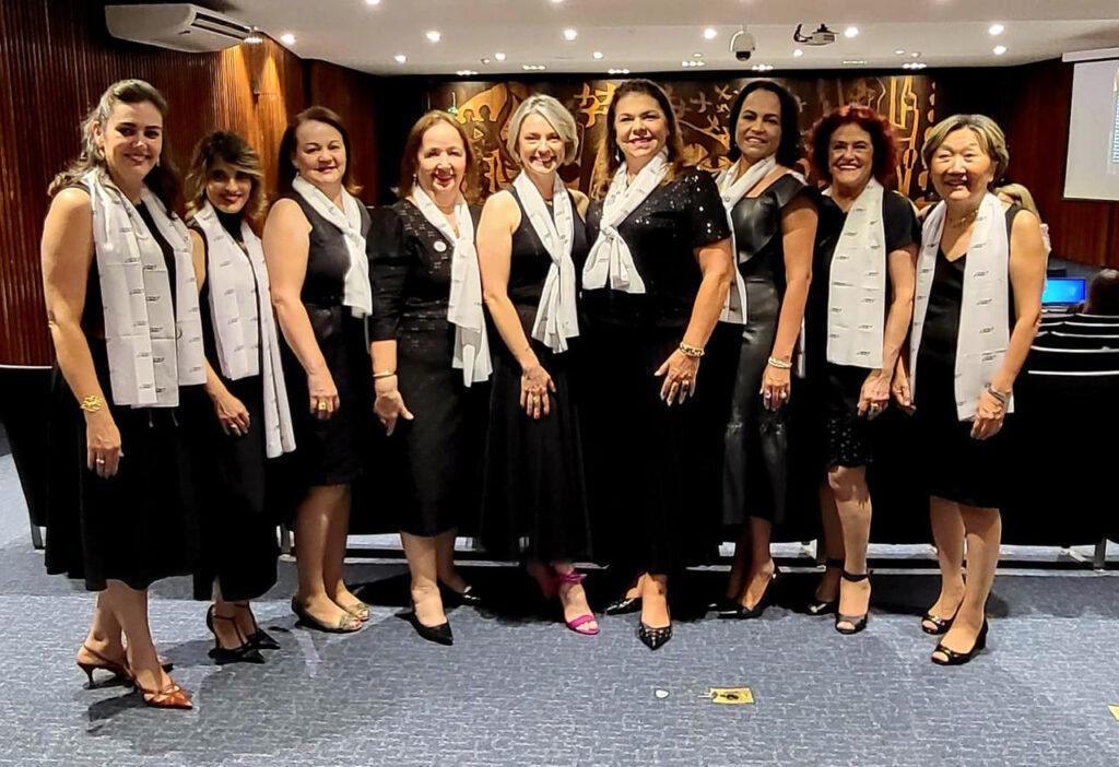 Lideranças de 15 estados participam da 37ª CONFAM em Bento Gonçalves, debatendo o futuro do empreendedorismo feminino e celebrando conquistas da BPW Brasil.