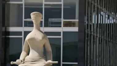 Decisão do STF de 2021 inflou número de ações na Justiça do Trabalho.