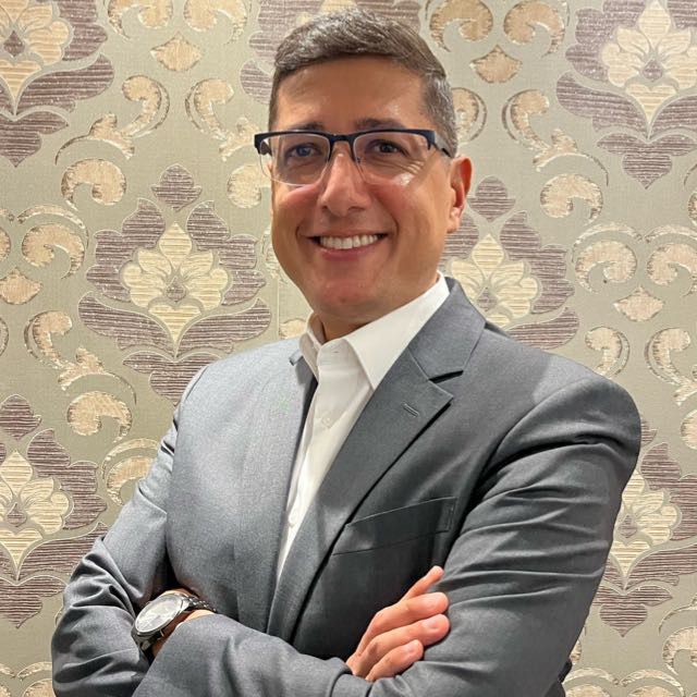 Envelopamento inteligente: como o wrapping automotivo virou a mídia mais poderosa de 2025