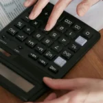 Contas de começo de ano: IPVA, IPTU e dívidas sazonais.