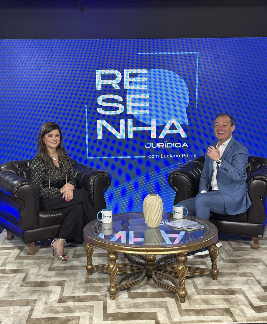 Dra. Ana Cristina Martins participou do programa “Resenha Jurídica” e destacou a importância do conhecimento e da segurança jurídica para acelerar a realização de negócios imobiliários seguros.