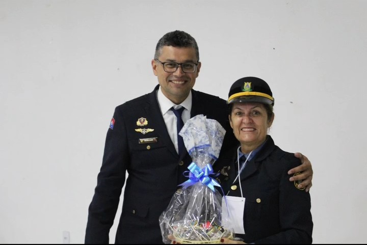 Dulce Laureana evidencia