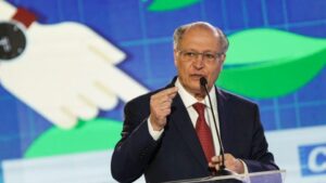 Austeridade fiscal e corte de Juros: o dilema de Alckmin