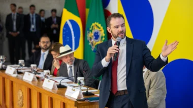 Reviravolta do governo põe fim à taxa das blusinhas