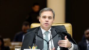 Mendonça assume relatoria de ação de hospitais contra NR-1