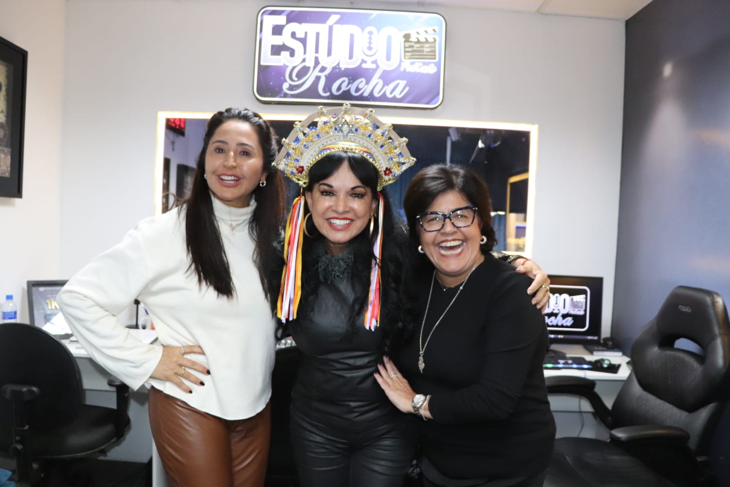 Cylene Araújo conquista São Paulo com nova música, entrevistas e participação nas maiores festas juninas do país