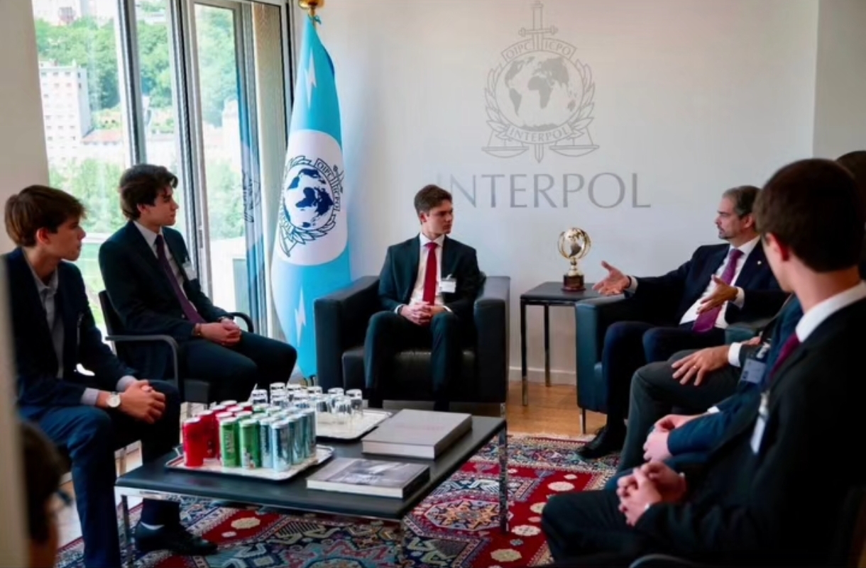 Missão Internacional Protagonistas do Brasil Jovens Líderes: uma experiência transformadora na Interpol