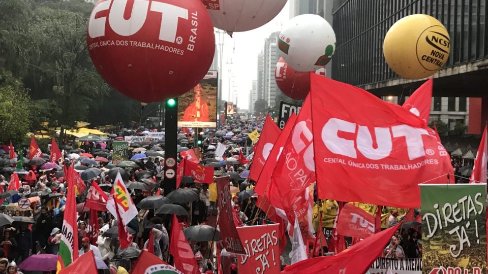 Governo acelera projeto que facilita reajuste a servidores públicos