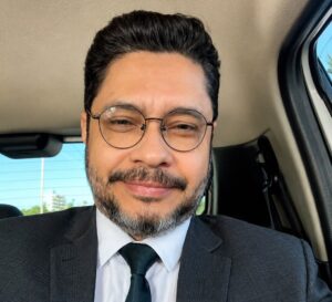 Carlos Eduardo santos