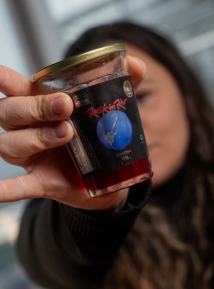 Pudim no copo americano vira febre no RJ e ganha edição especial Rock in Rio