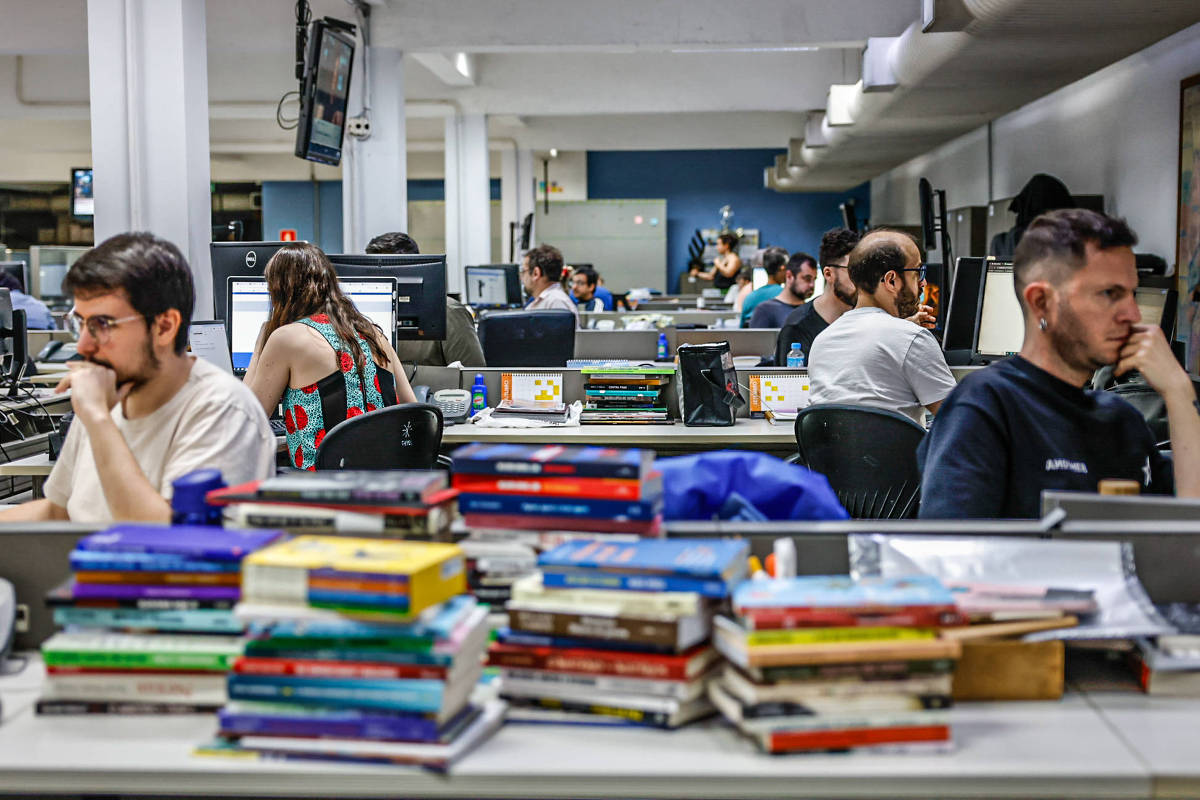 Dia Mundial do Jornalismo aponta importância de informação – 28/09/2026 – Política