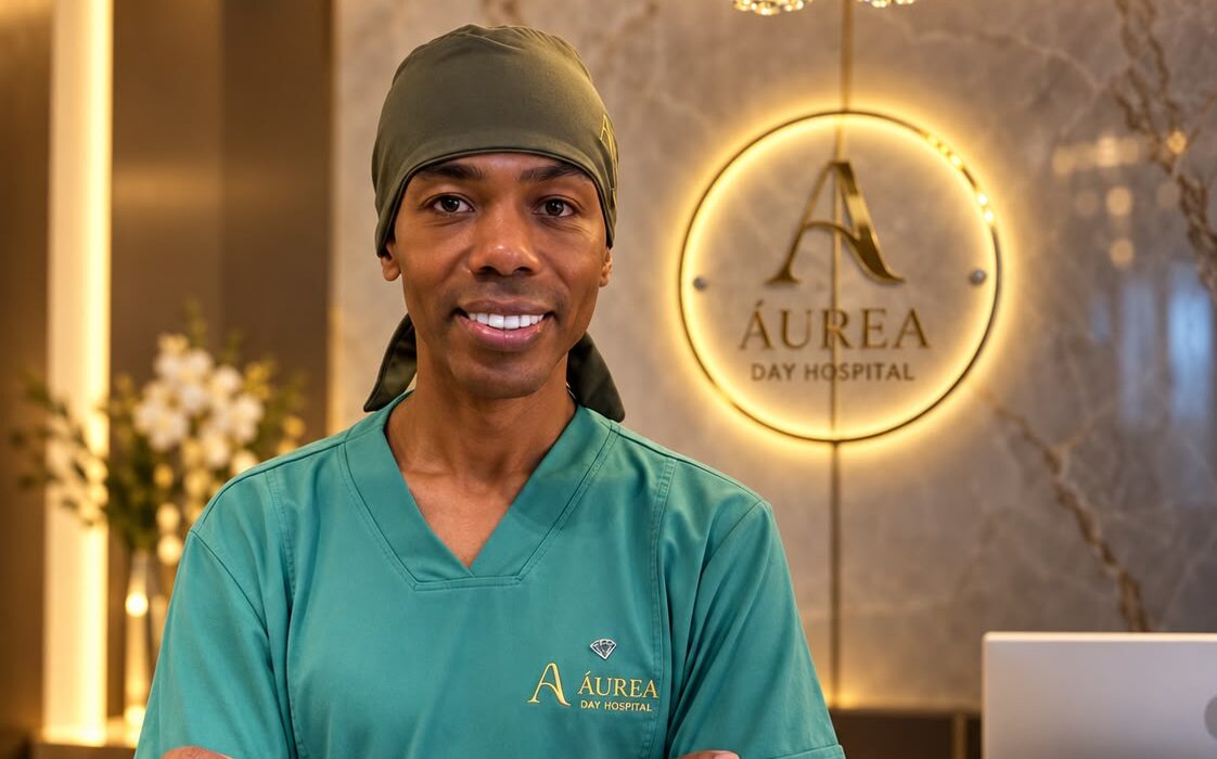 Dr. Daniel Dias Machado recebe residentes internacionais no Áurea Day Hospital